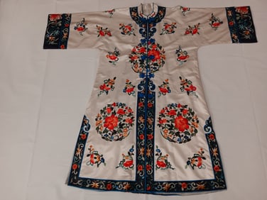 Vintage Chinese Embroidered Robe Jacket