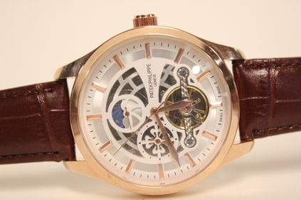 A Men's Automatic Watch