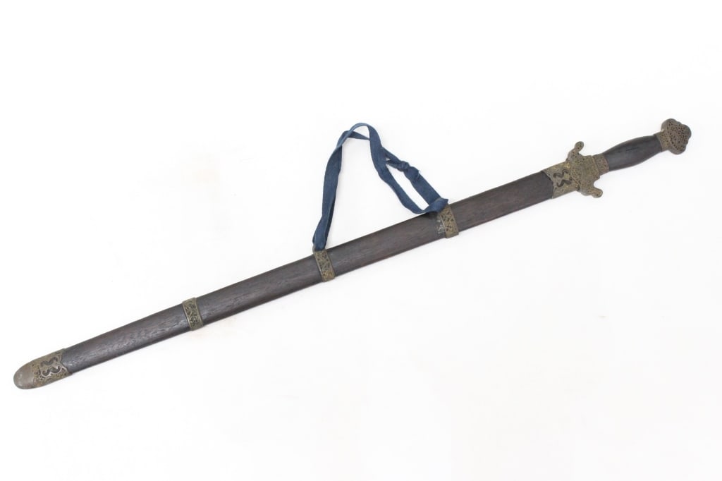Antique Chinese Jian Sword (1 of 14)