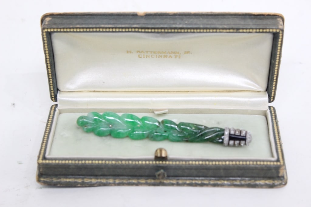 Vintage H.Ratterman,Cincinnati, Jadeite Brooch w D (1 of 10)