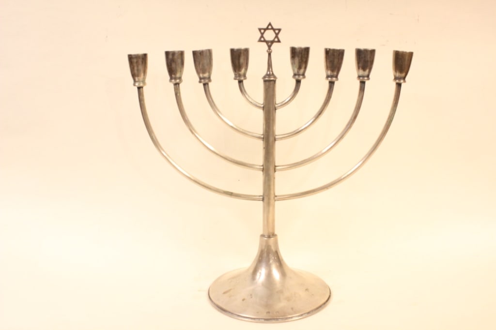 Sterling Silver Hanukkah Menorah Lamp (1 of 4)