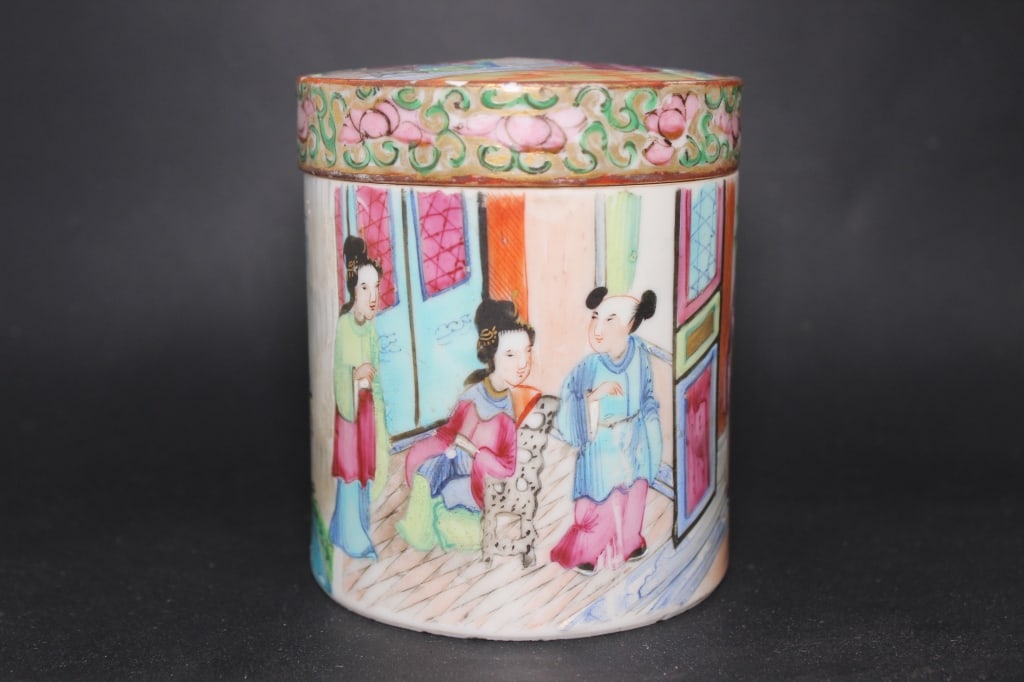 Antique Chinese Rose Medallion Lidded Tea Caddy/J (1 of 5)