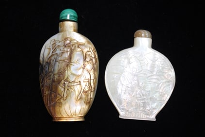 Chinese Carved Mother Pearl Snuff Bottle