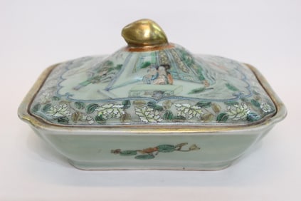 19th C.Chinese Export Canton Famille Rose Tureen