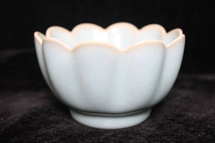 Chinese Glazed Floral Porcelain Cup