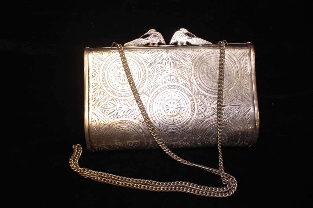 Antique Silver Plated Purse (1 of 10)