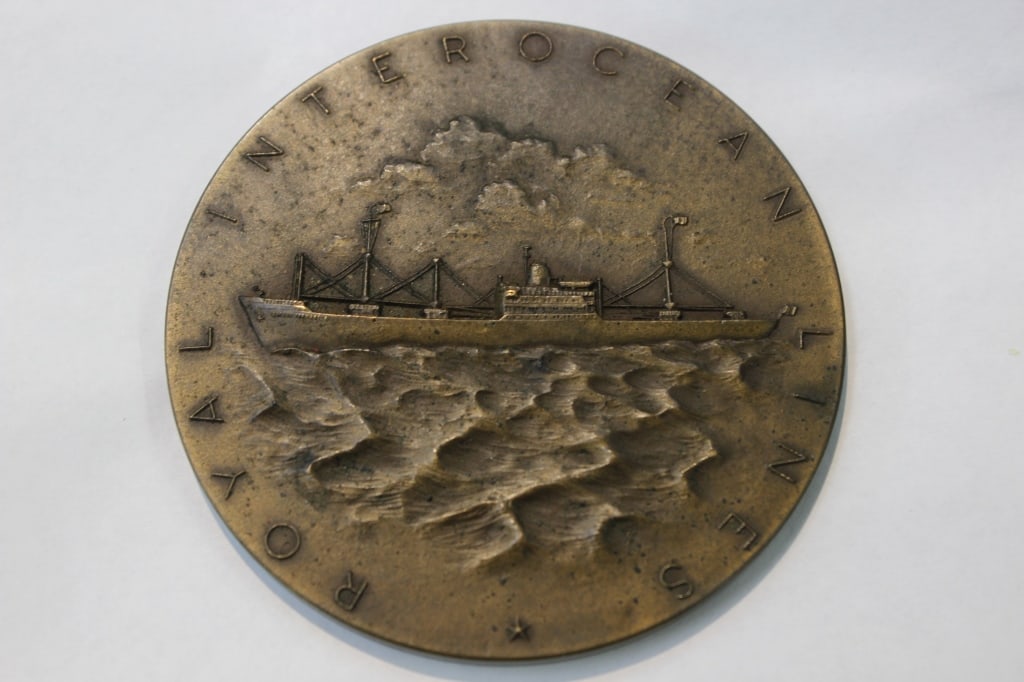 Medal - Royal Interocean Lines (1 of 3)