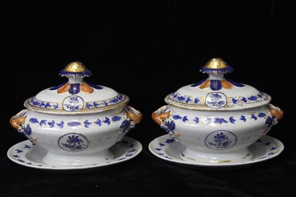 18th.C Chinese Export Blue and White CeramicTureen