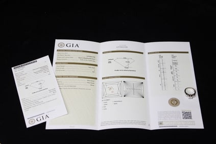14K White Gold Diamond Ring w GIA certification