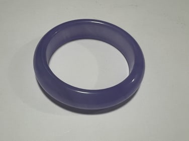 A Jadeite Bangle