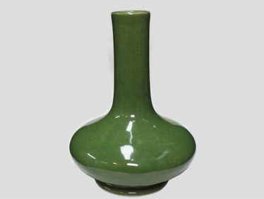 Chinese Green Monochrome Porcelain Vase,Mark