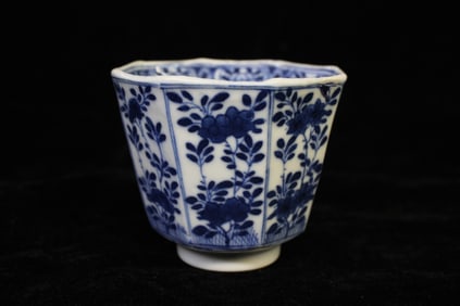 Chinese Kangxi Blue and White Porcelain Cup
