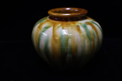 Chinese Sancai Glazed Jar/Vase