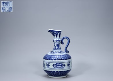 Chinese Blue and White Porcelain Ewer,Mark