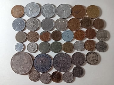 Lots of 39 World-wide Coins