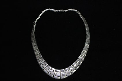 A Cuban links 925 Silver Chain Necklace