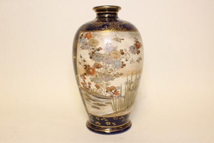 Japanese Satsuma Hand Paint Porcelain Vase