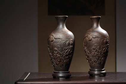 Fine Chinese Chengxiang Wood Carved Vase,Pair