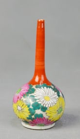 Chinese Famille Rose Porcelain Vase
