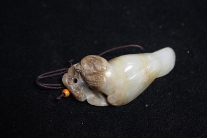 Chinese Jade Carved Bird w Russet