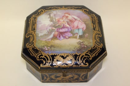French Hand Painted Sevres Porcelain Box,Antiques.
