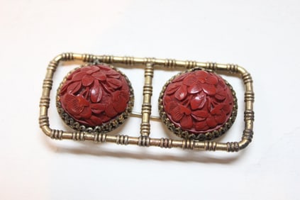 Vintage Cinnerbar Brooch