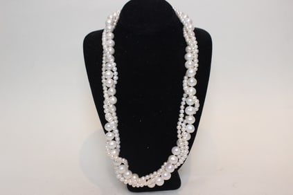 Mother Pearl String Necklace