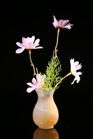 Fine Agate Carved Vase