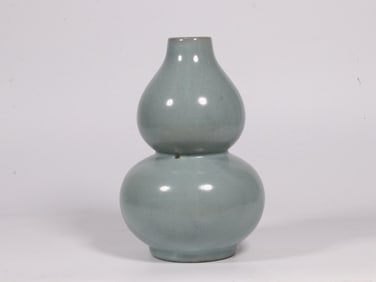 Chinese Ru Porcelain Gourd Vase