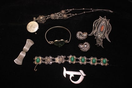 Lots of Collectable Silver Brooch andEarringGroup
