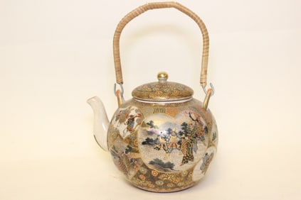 Antique Japanese Satsuma Teapot,Mark