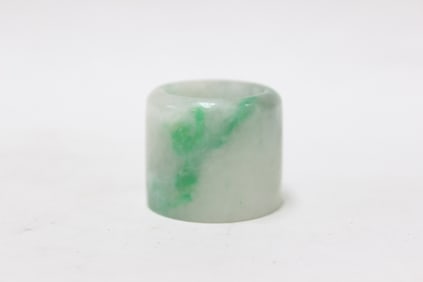 Chinese Jadeite Thumb Ring