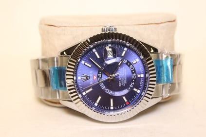 A Men's Automatic Watch