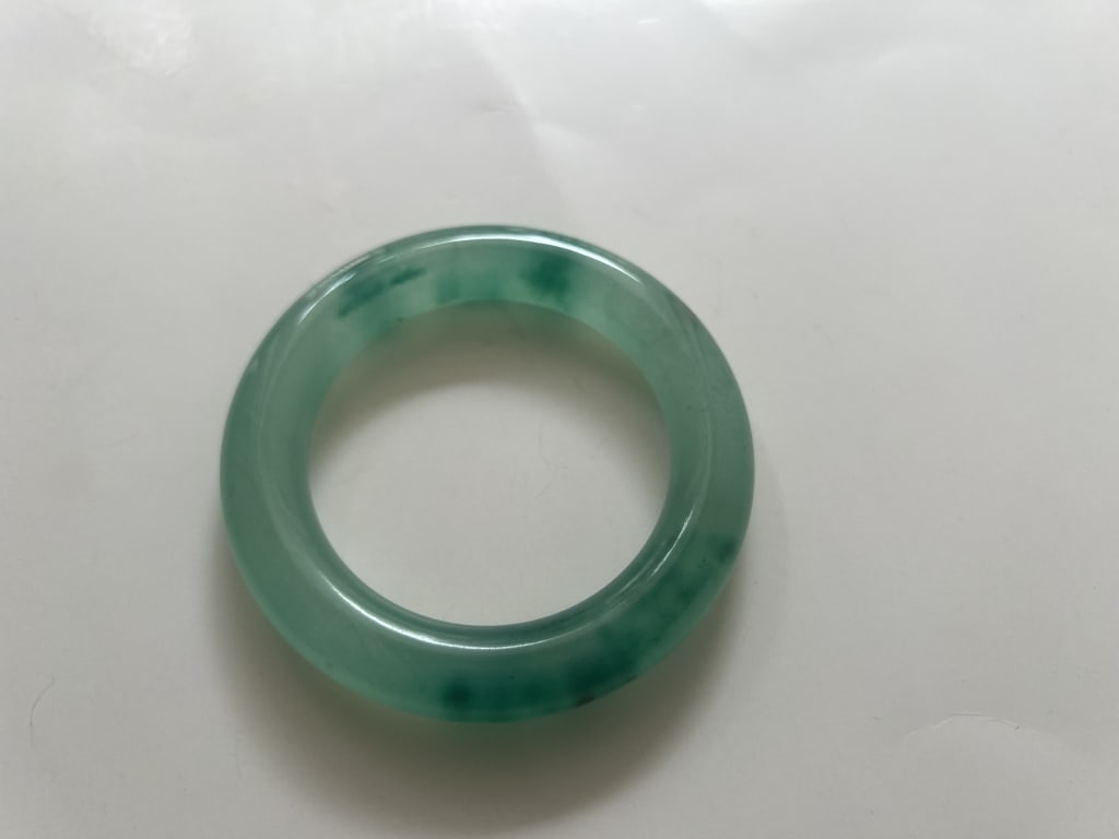 Chinese Jadeite Bangle (1 of 4)