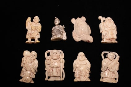 Lots of 8 Japanese Carved Figurals