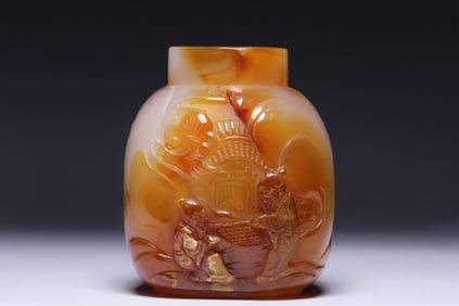 Chinese Agate Carved Snuff Bottle