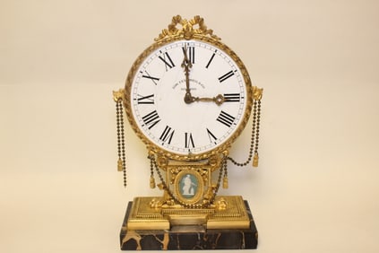 EDW.F.CALDWELL&CO Clock