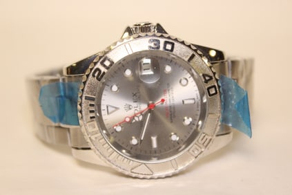 A Men's Automatic Watch