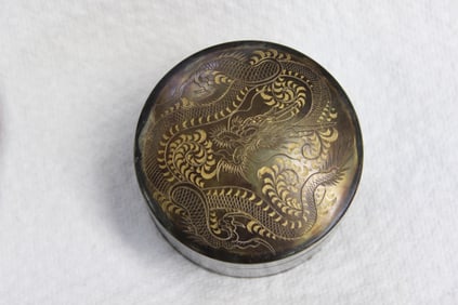 Fine Turtle Shell Cover Box