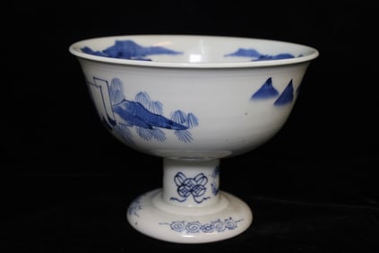 Chinese Blue and White Porcelain Footed Bowl