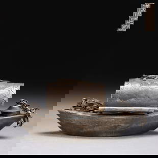 Chinese Silver Boat Shape Ink Drop w Two Hallmarks: Chinese Silver Boat Shape Ink Drop w Two Hallmarks Dimension: Height: 3.8cm,Length: 9.2cm,Width: 3.8cm,Weight: 48g