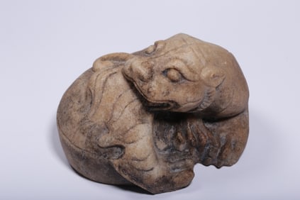 Chinese Marble Carved Lion Paper Weight.