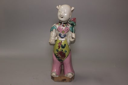 19th Chinese Famille Rose Porcelain Figurine