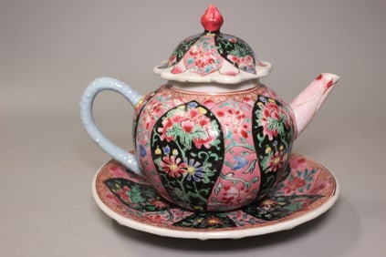 Chinese Famille Rose Porcelain Teapot and Pla