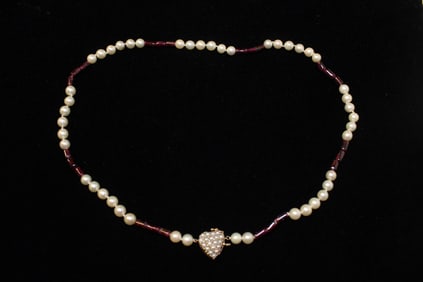 Pearls and Amethyst Necklace w 14K Heart Shape Cla