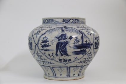 Chinese Blue and White Porcelain Jar Vase