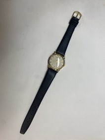 Baume& Mercier Automatic Wrist Watch in 14K gold