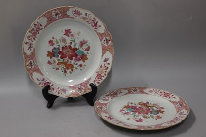 18th.C Chinese Famille Rose Dish, Pair