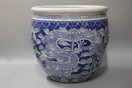 19th.C Chinese Blue and White Fish Jar