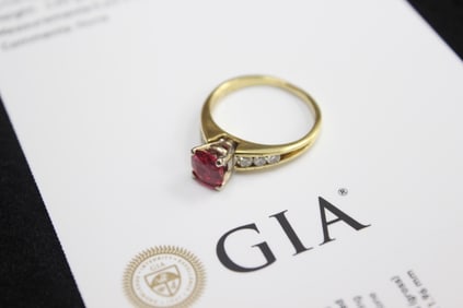 Ruby Diamond Ring w GIA Certificate
